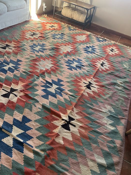 Tapete de Kilim original para sala grande