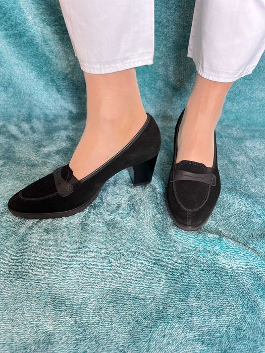 Mokasyny na obcasie VA Milano rozm.6 i 1/2