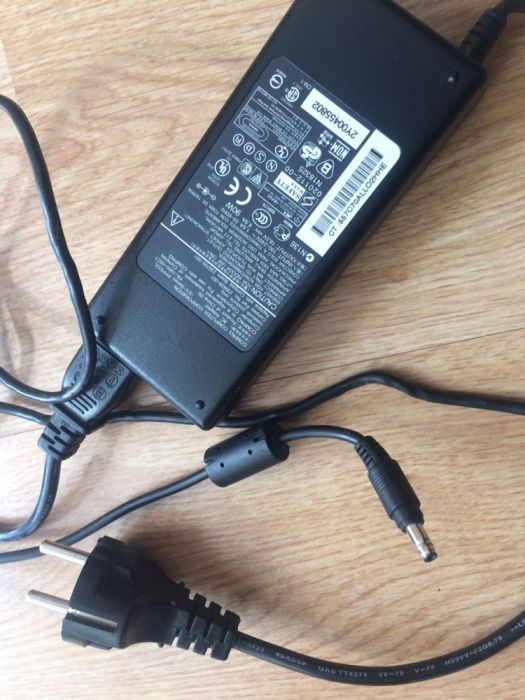 Portátil Compaq Evo N1020v a funcionar