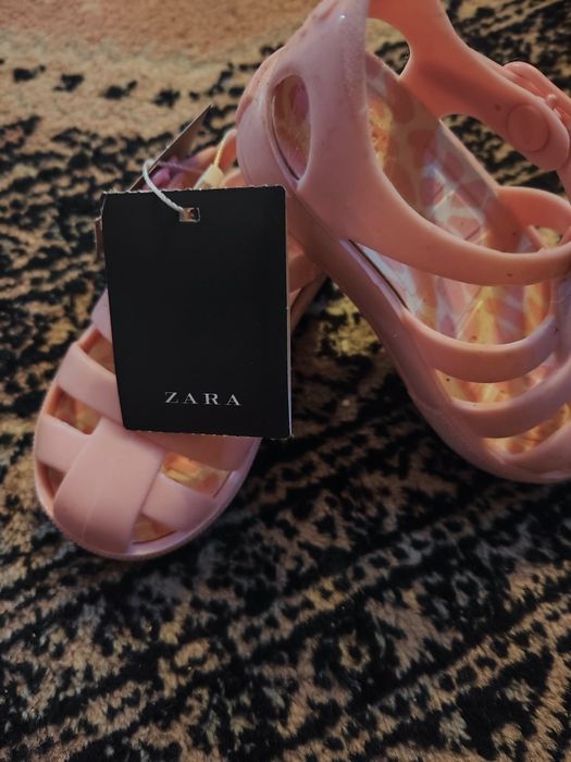 Дитяче взуття Zara HsM нові