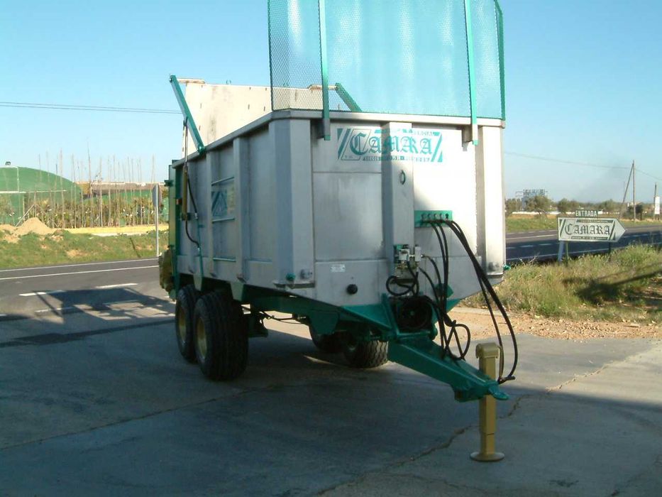 Rozrzutnik obornika wapna 12 ton Camara