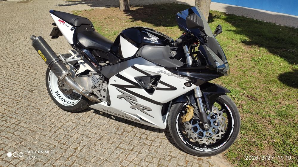 CBR 900 - 954, 2002