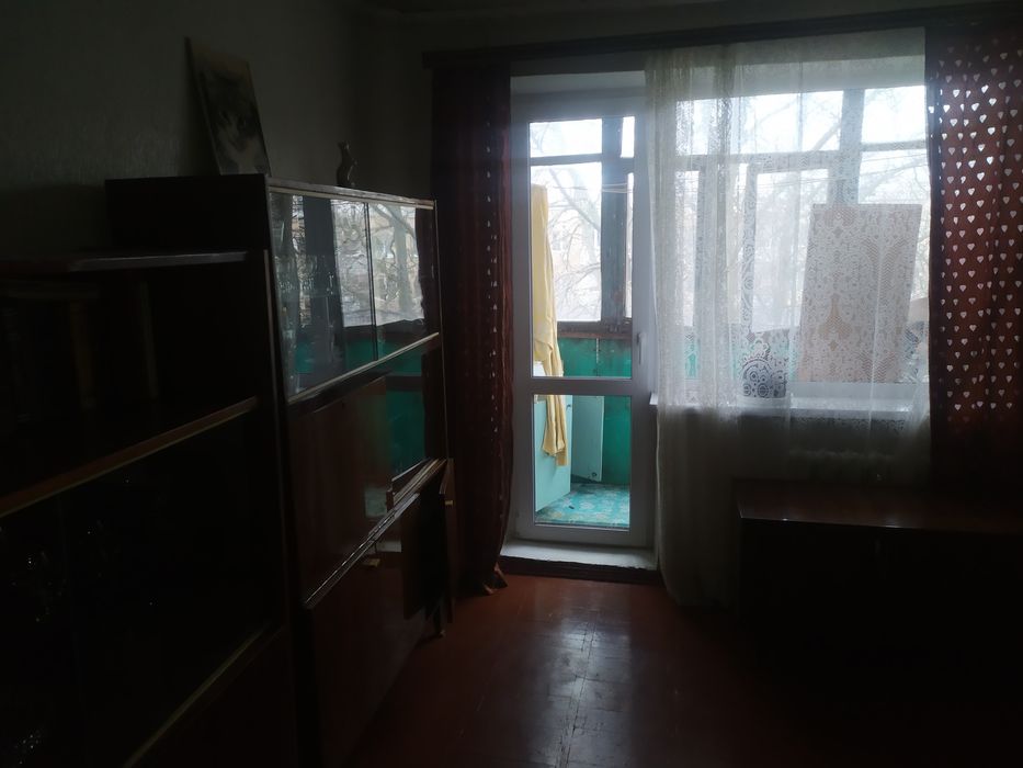 ,сдам 2 комнатную квартиру