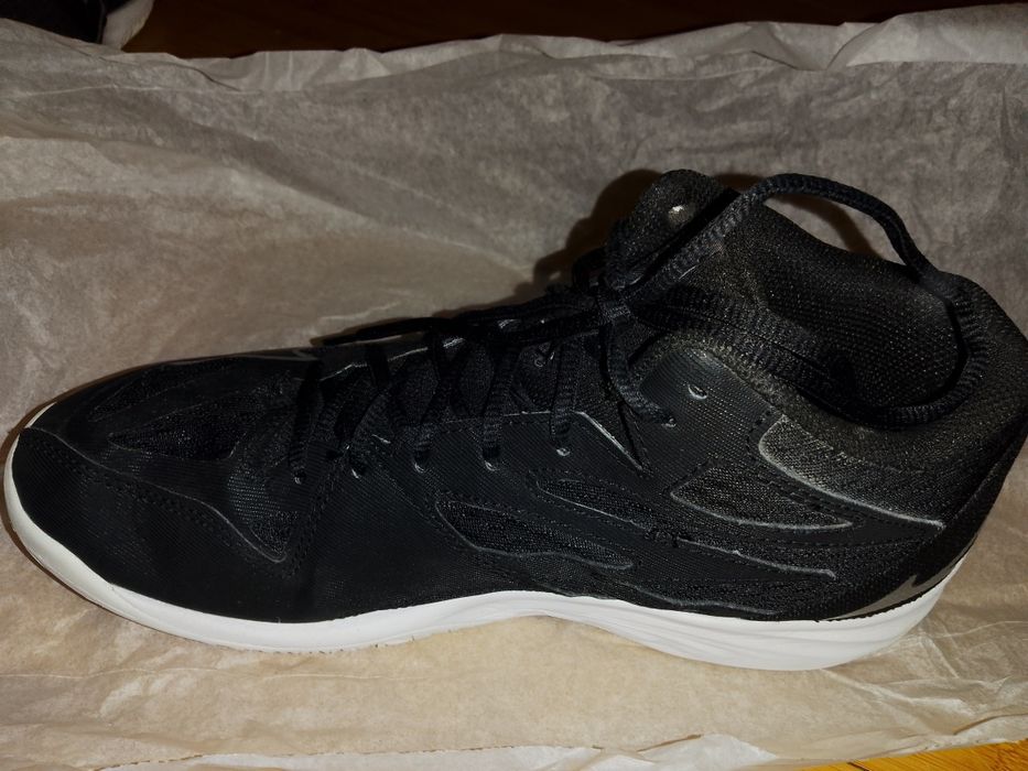 Mizuno Thunder Blaze Z Mid