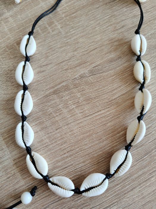 Komplet muszelki naszyjnik choker i bransoletka
