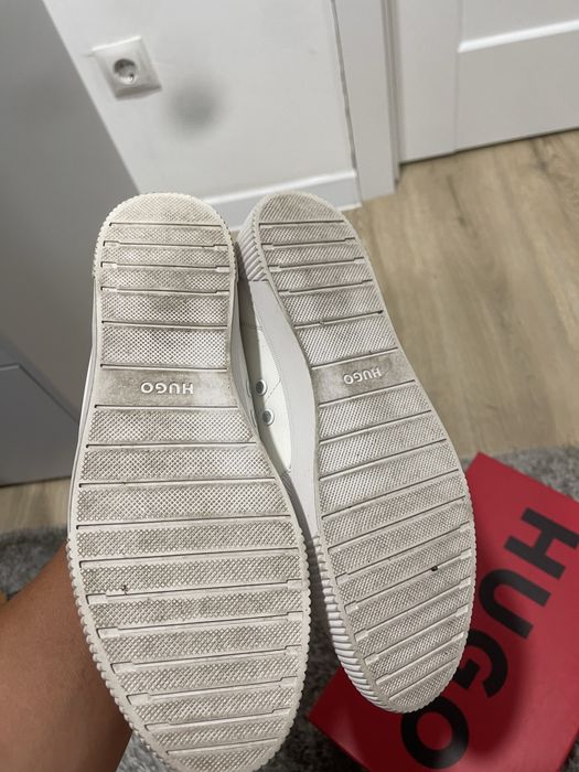 Продам кеды Hugo р39