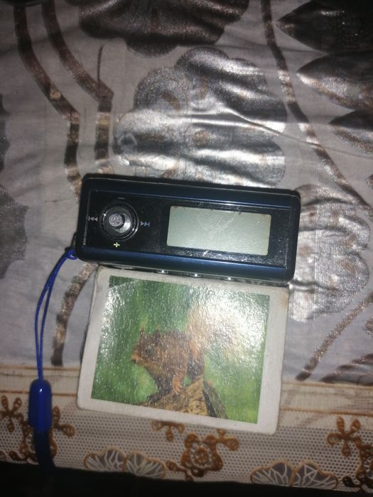 Рідкісний плеер YP-T4