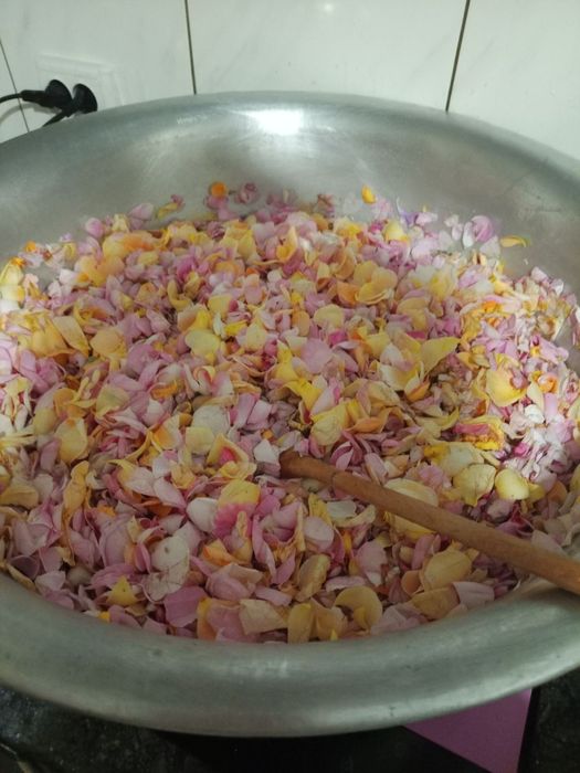 Варенье из розы.варенье из лепестков розы чайная роза.пелюстки розы.ва