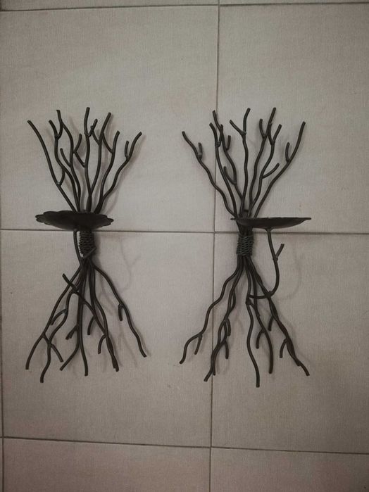 Castiçais metálicos