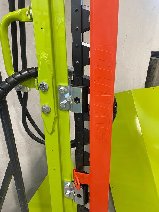 Kosa hydrauliczna boczna do rzepaku CLAAS  oryginał do vario