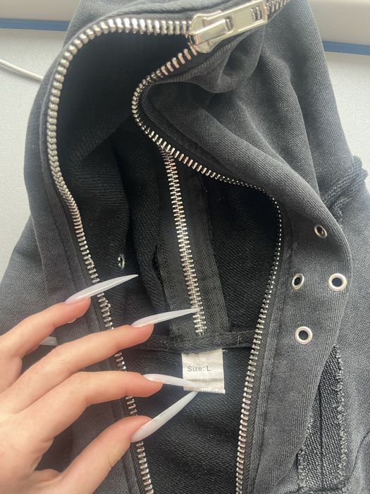 зіпка з капішоном