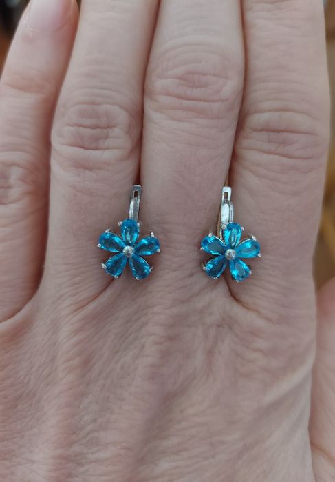Срібні сережки квіточки з блакитними камінцями, срібло 925 проба