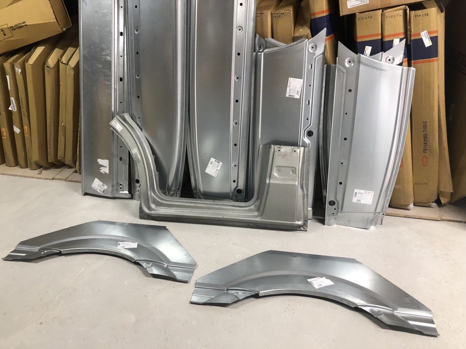 Бочини пороги арки Mercedes Sprinter 2006- Мерседес Спрінтер Дельфін