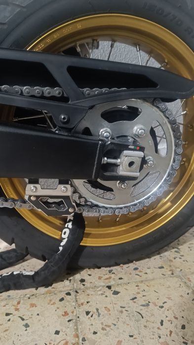 Guia de corrente Transalp 750
