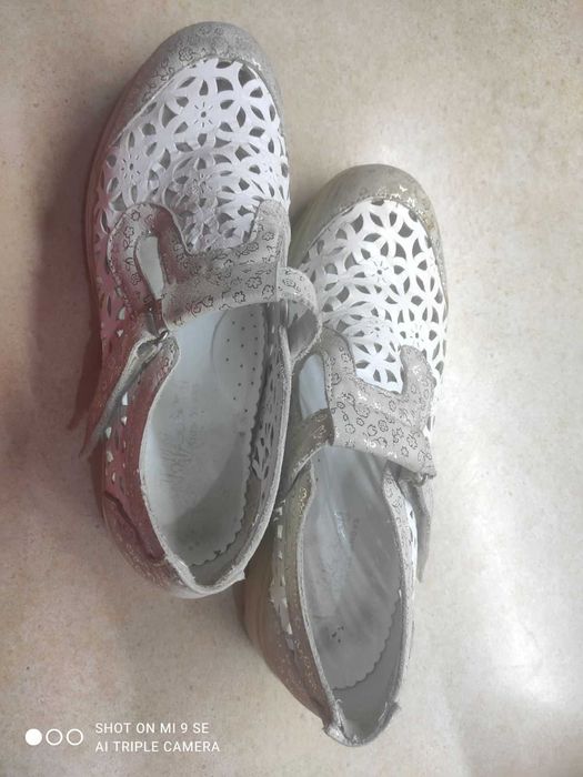 Стильне жіноче взуття