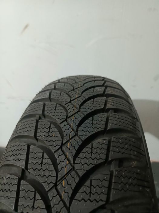 Opony nexen winguard 175 /65 r15 zima