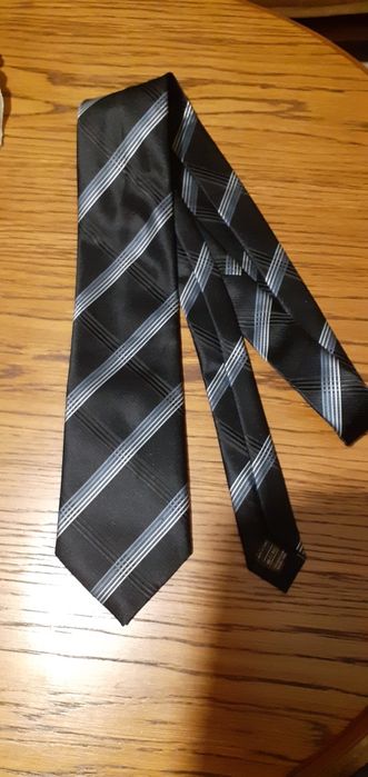Krawat męski w pasy