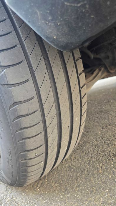 Jantes Originais Mercedes Clássico 15" com 4 pneus 195/65R15" bom piso