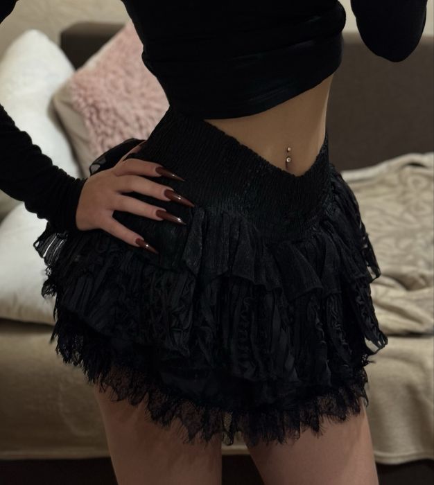 Міні-спідниця з шортиками