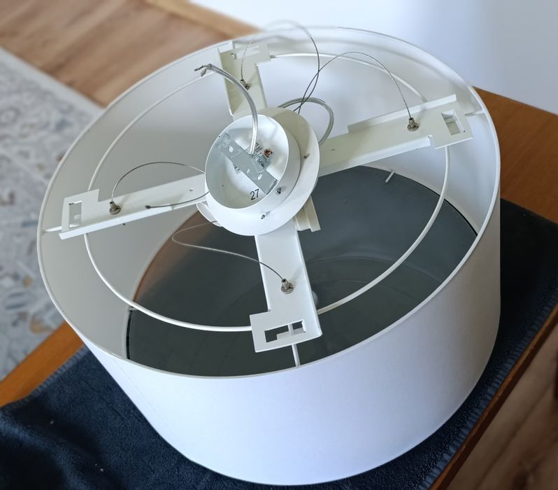 Duży biały żyrandol TANIO