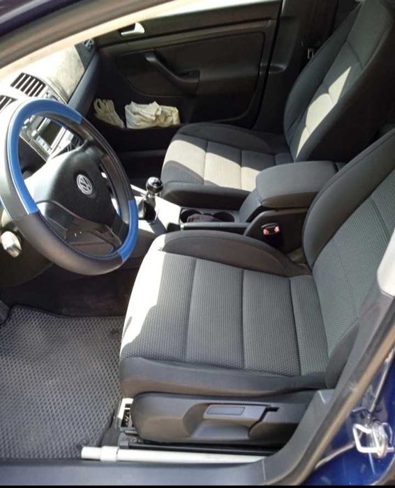 Volkswagen Golf 5 20007 год. 1.9TDI