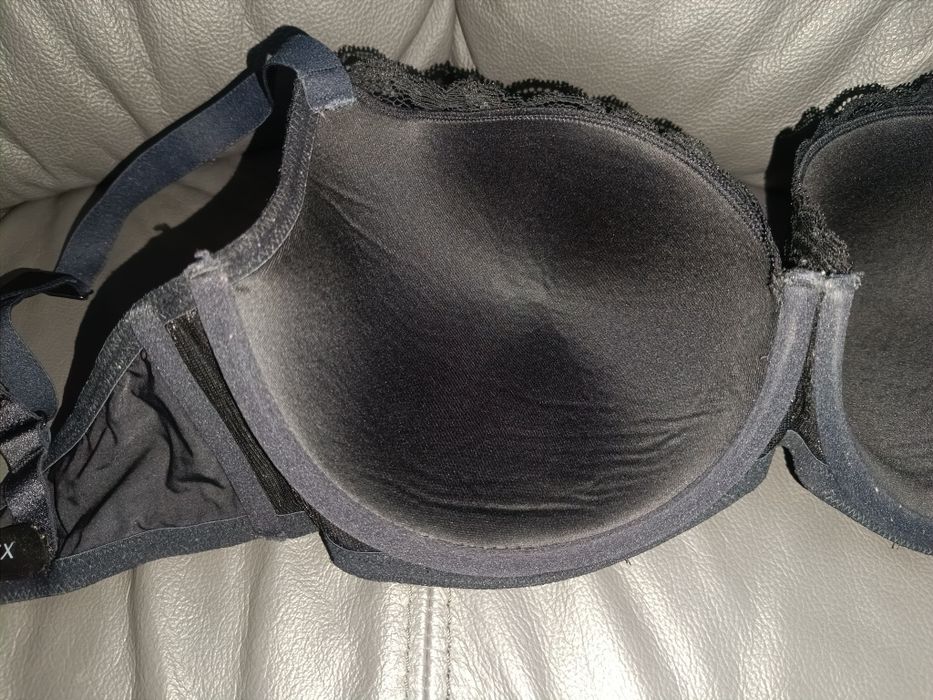 Biustonosz Lindex 80 F