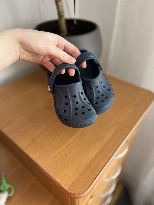 Сандалі crocs C8
