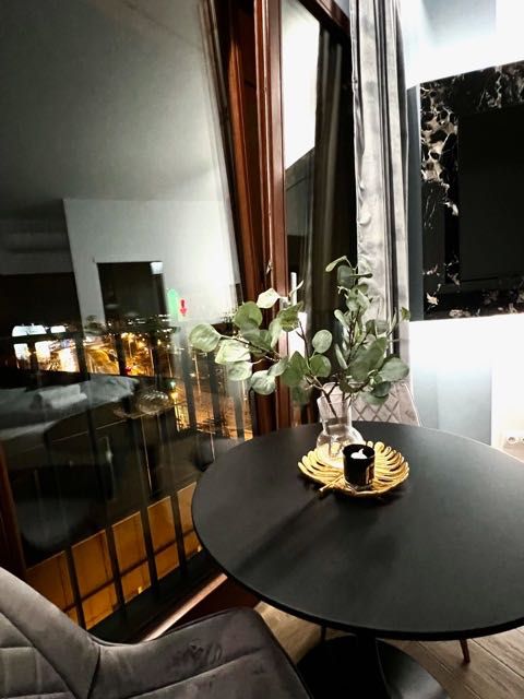 Wrocław Centrum–Urocze Studio Blisko Atrakcji Na doby/na godziny M14