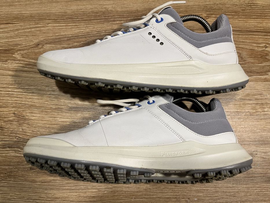 Кросівки ECCO  Розмір 41(26,5 см.) Ціна 1290 грн.