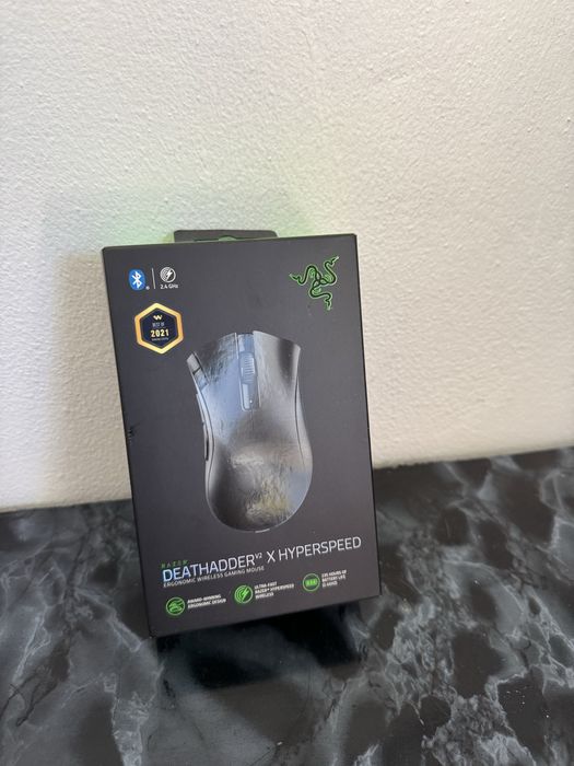 Razer DeathAdder v2 x hyperspeed