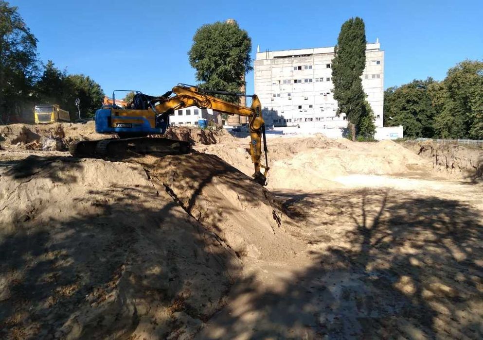 Знесення будівель Демонтаж, Розчищення ділянок, розбирання будинків