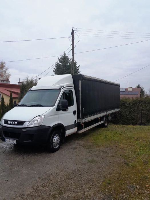 Iveco DAILY 50C15  IVECO DAILY 50C15 2011 6.10 m x 2.20 m x ~1.90h