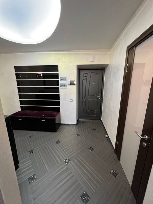 Без% Оренда 3-к. Пр-т Голосіївський, 27. 110м2. М. Деміївська