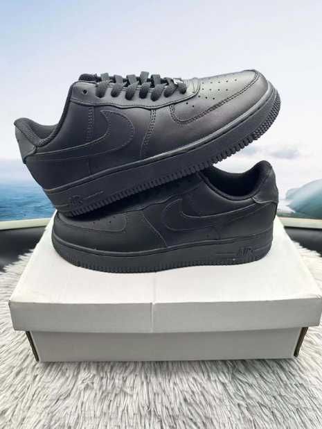 Pasuje bardzo dobrze do ubrań. Rozmiar.45