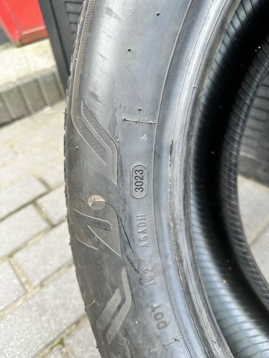 Bridgestone ALENZA 001 245/50r19 * 105W
