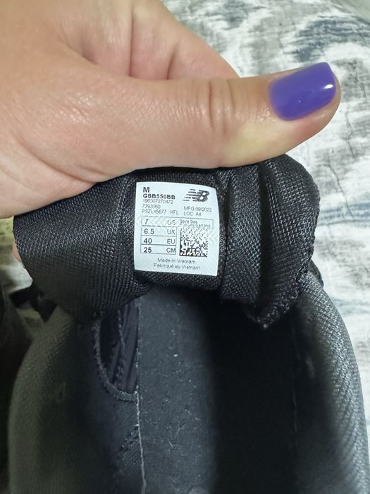 New Balance кросівки 40 розмір для хлопчиків