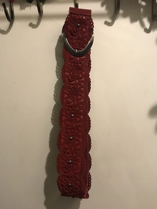 Pasek ażurkowy bordowy ala zamsz 85cm