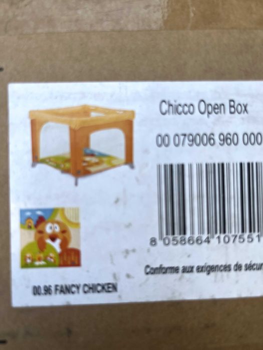 2 Parques para bébé - Chicco Open Box Fancy Chicken - 1 novo e 1 usado