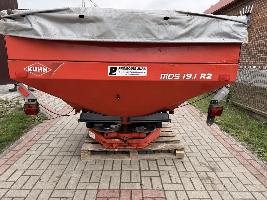 Rozsiewacz nawowów Rauch KUHN MDS 19.1.