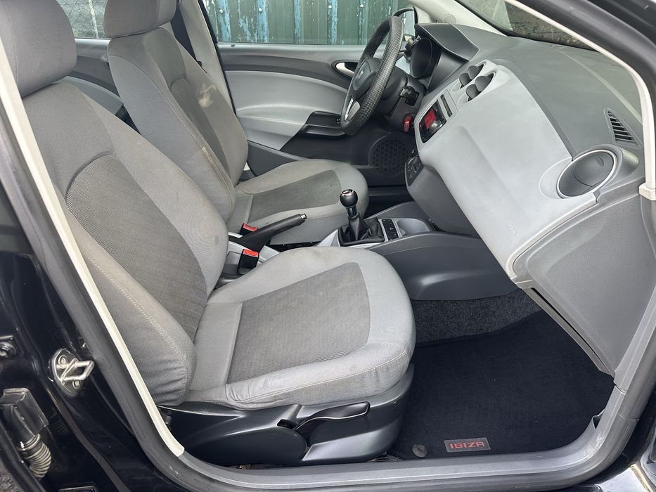 Seat Ibiza 1.2 Gasolina  Ar condicionado