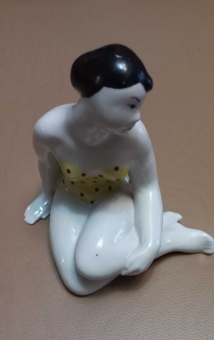 Купальщиця фарфор 1960 рік