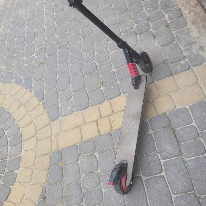 Hulajnoga elektryczna
