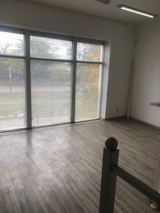 Аренда коммерческого помещения в центре | евроремонт | потолки 3+