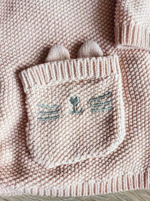 Sweter dziewczęcy różowy rozpinany z kieszeniami 98