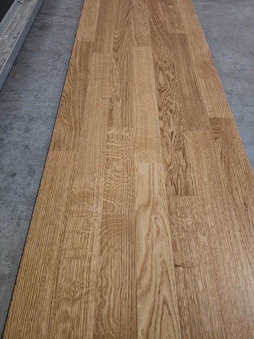 Parkiet dębowy lakierowany klasa select 10x68x500 (112 m2)