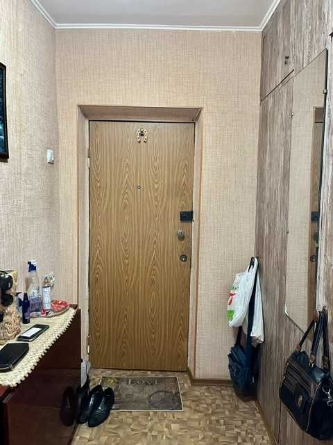 Продаж 3 к. квартири,р-н "Порт",4-й пров.Успенсько-Троїцької,5