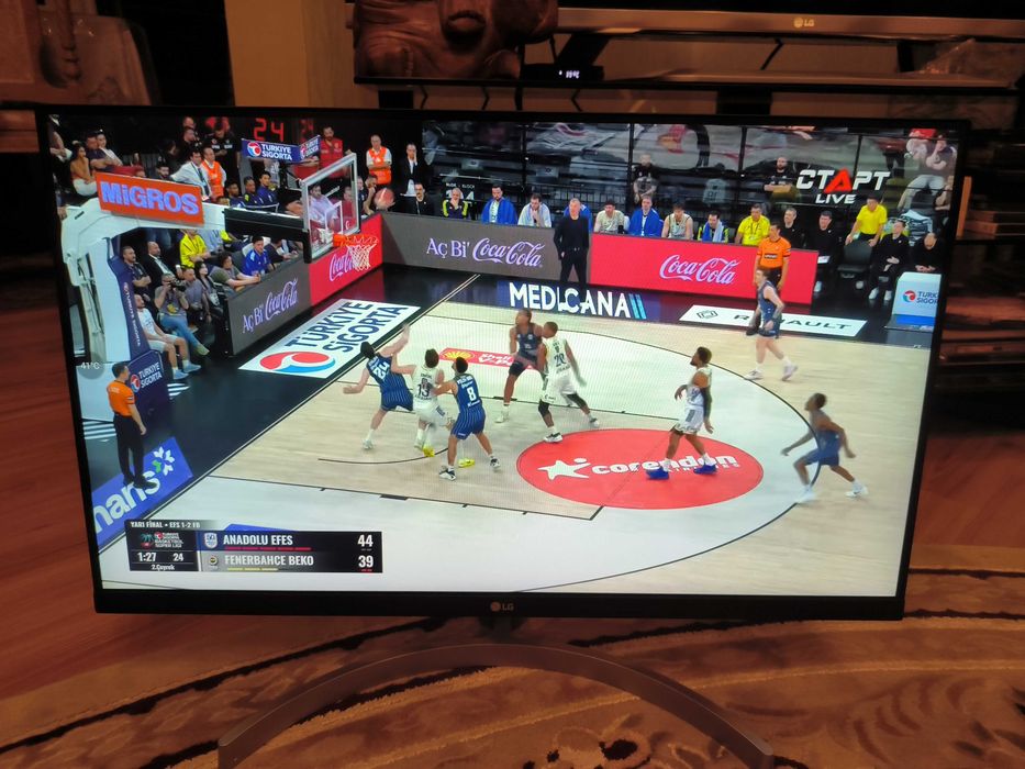 LG 27 дюймов IPS , безрамочный монитор