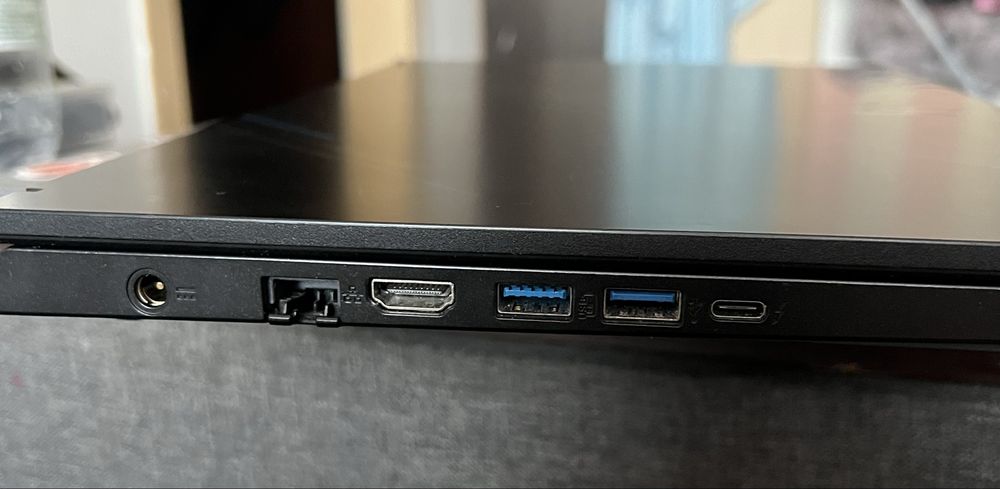 Игровой ноутбук Acer Nitro V 15  в идеальном состоянии