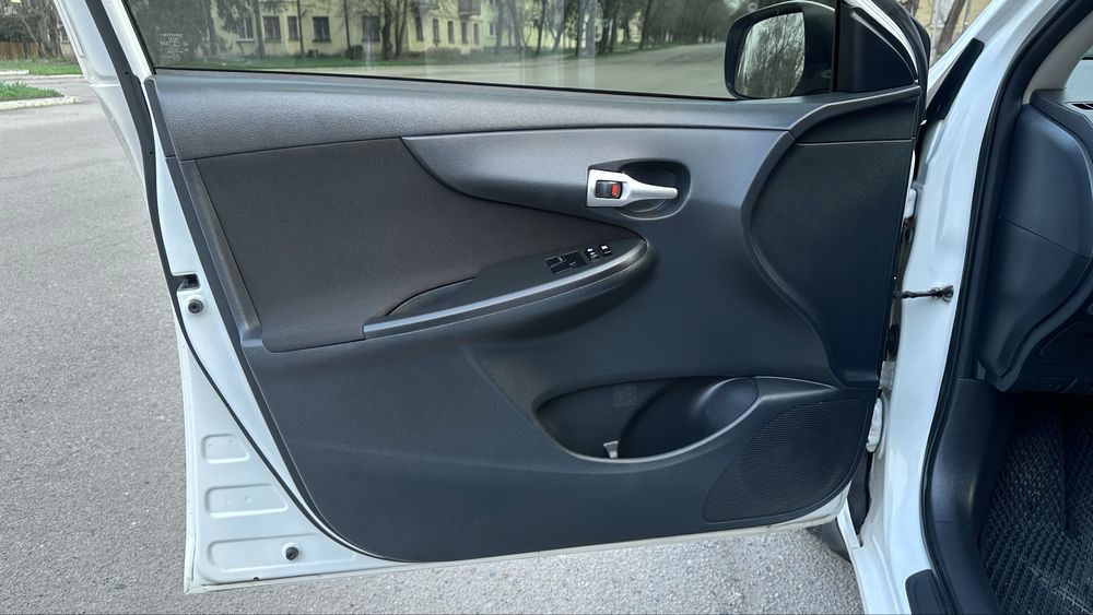 Toyota Corolla 2012
