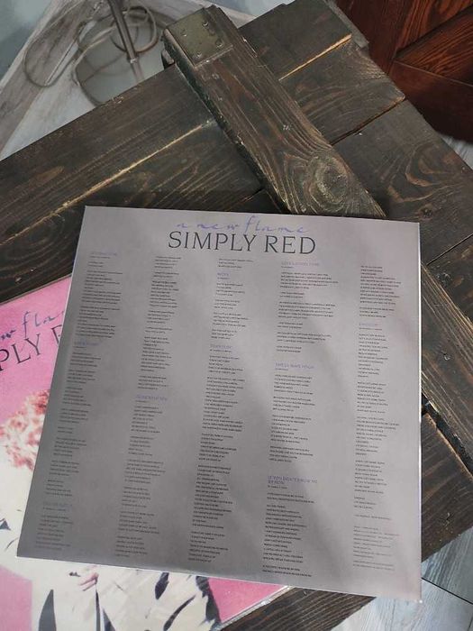 Winyl SIMPLY RED A New Flame LP